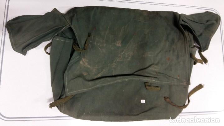 Militaria: Macuto de miliciano - Foto 2
