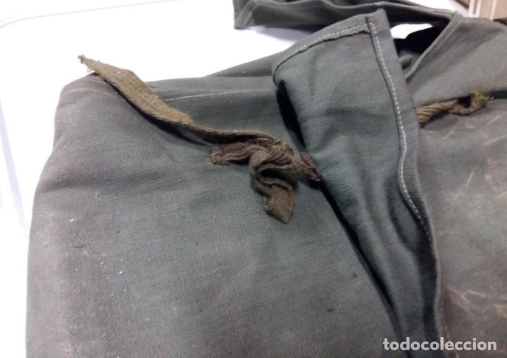 Militaria: Macuto de miliciano - Foto 3
