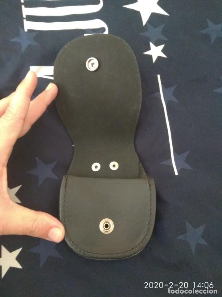 Militaria: Funda de grilletes de cuero - Foto 5