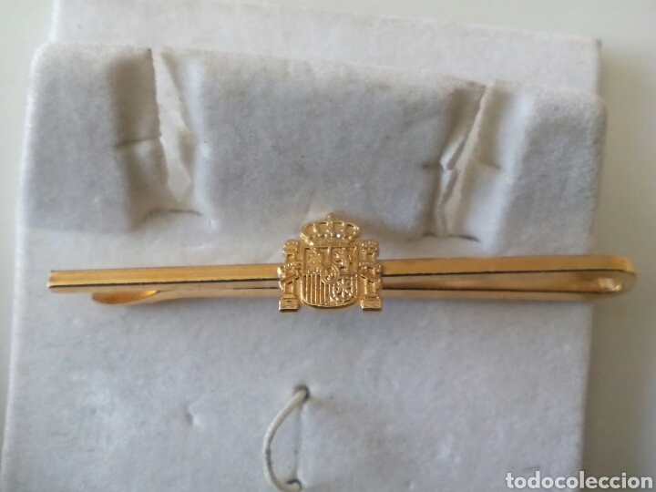 Militaria: PASACORBATA ESCUDO DE ESPA&Ntilde;A - Foto 1