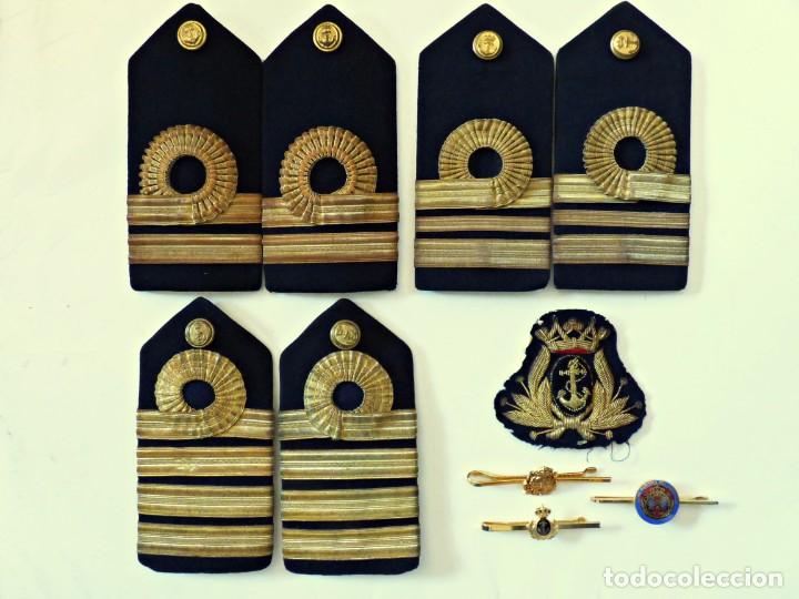 Militaria: OFICIAL MARINA DE GUERRA DE FRANCO, GALLETA. PALAS DE Tte NAV&Iacute;O, Cap CORBETA, Cap NAV&Iacute;O Y 3 PISACOR