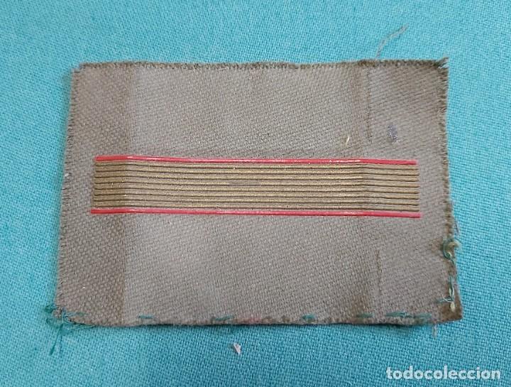Militaria: Graduaci&oacute;n de uniforme - Foto 1