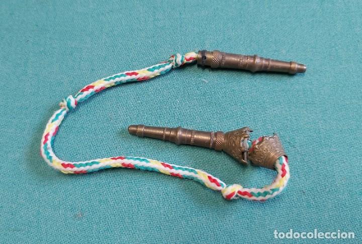 Militaria: Birretes - Foto 1
