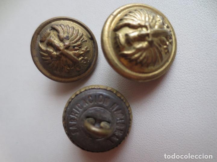 Militaria: botones peque&ntilde;os ejercito de tierra - Foto 1