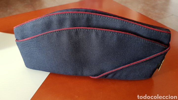 Militaria: Gorra tipo platano letonia - Foto 1