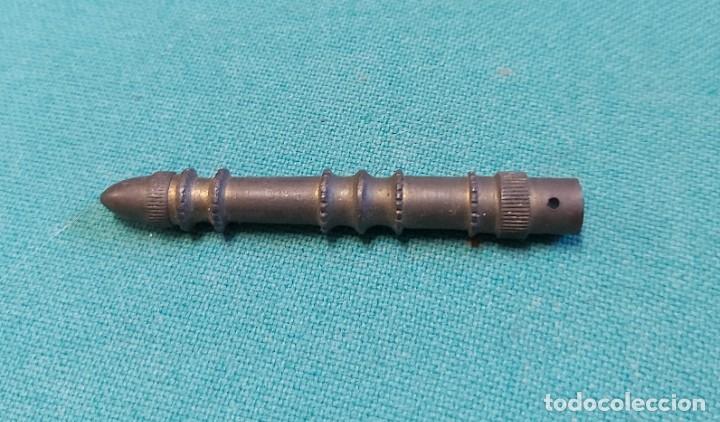 Militaria: Birrete antiguo, 6 cm - Foto 2