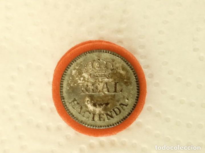 Militaria: Bot&oacute;n de la Real Hacienda - Foto 2