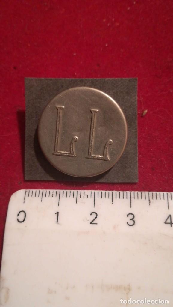 Militaria: BOT&Oacute;N (&iquest;?) - Foto 1