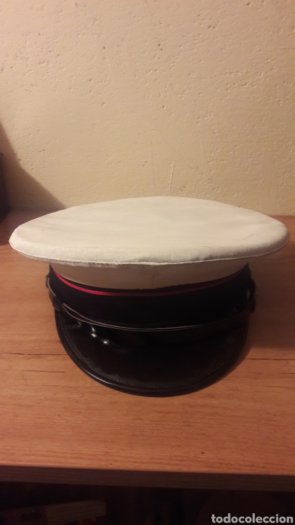 Militaria: Gorra de plato - Foto 1