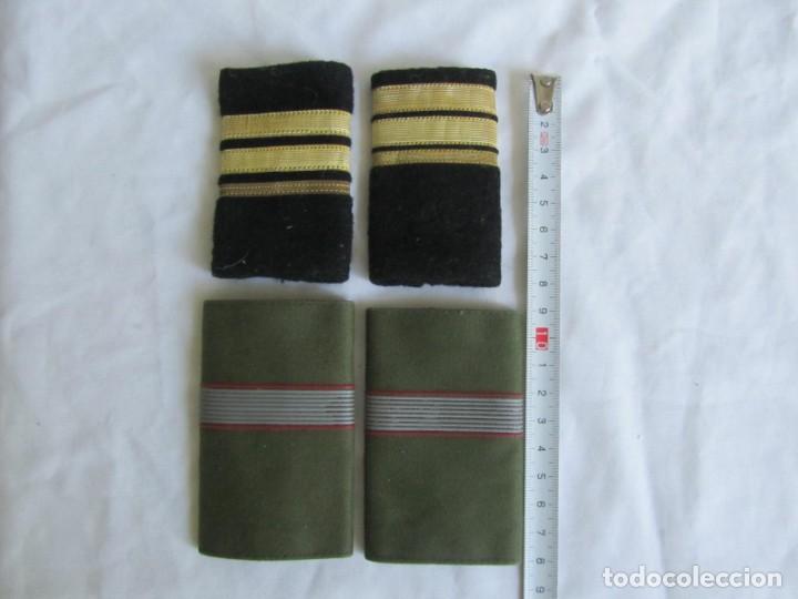 Militaria: 4 hombreras manguitos - Foto 2