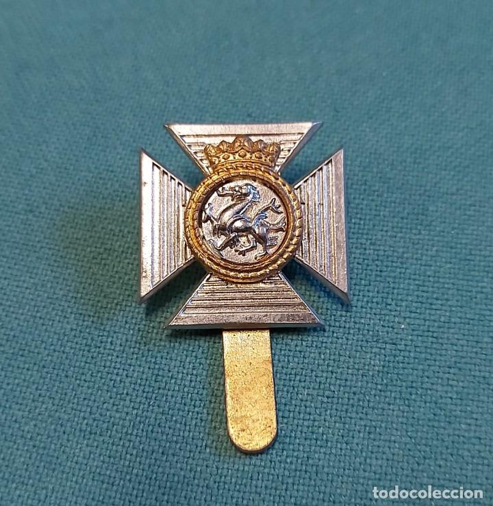 Militaria: Chapa de boina - Foto 1