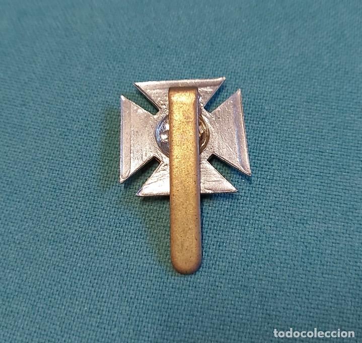Militaria: Chapa de boina - Foto 2