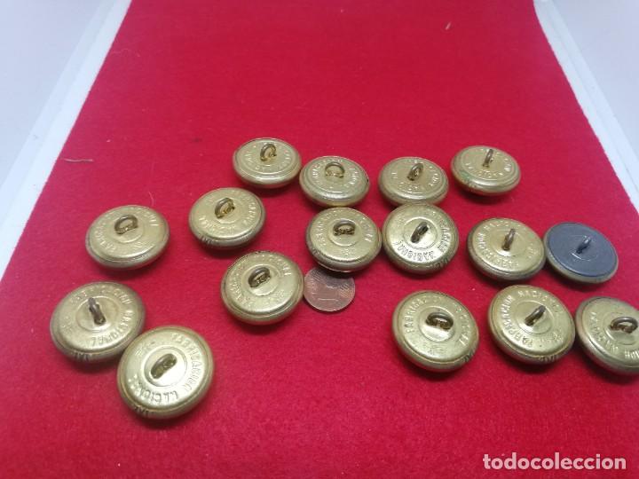 Militaria: DIEZ Y SEIS BOTONES EJERCITO DEL AIRE - Foto 2