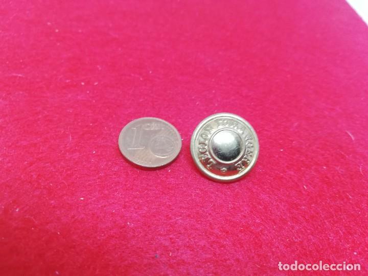 Militaria: ANTIGUO BOTON LEGION EXTRANJERA - Foto 1