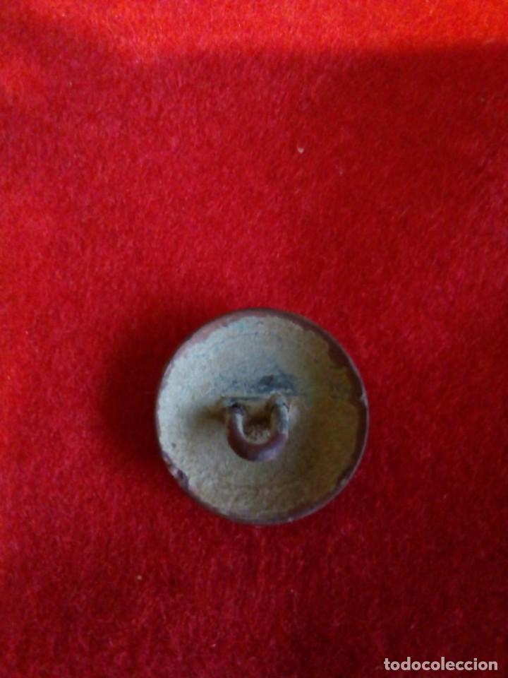 Militaria: Boton Sanidad Militar. - Foto 2