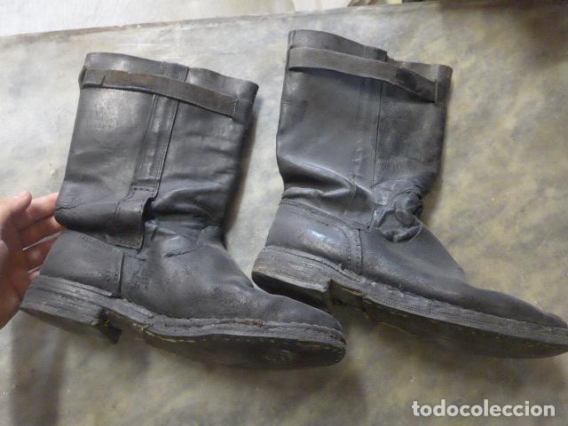 antiguas botas de cuero altas, creo de aviacion - Comprar Botas militares  antiguas y calzado militar en todocoleccion - 221096785