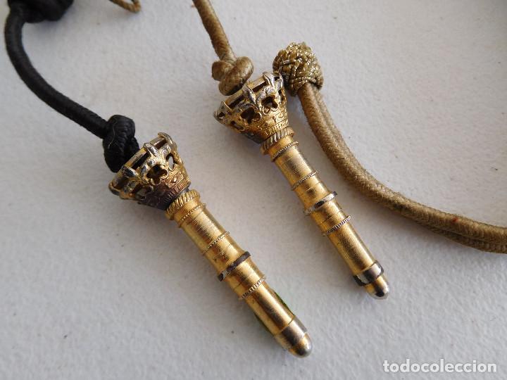 Militaria: Cord&oacute;n doble para uniforme a identificar - Foto 2