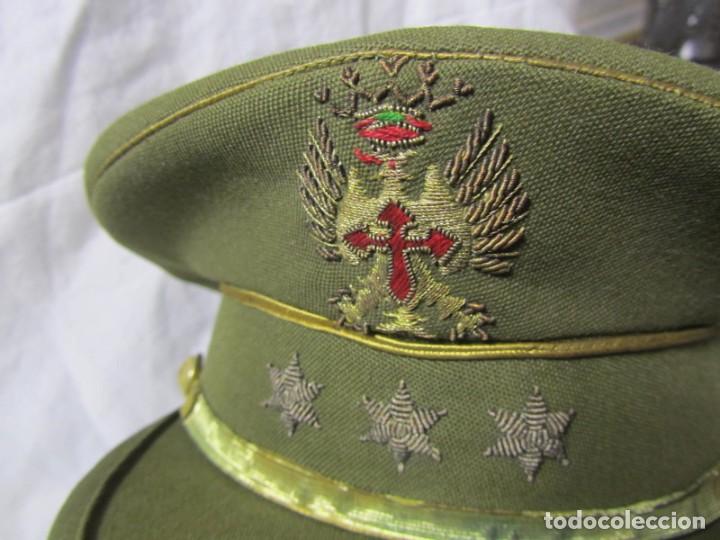 Militaria: Gorra de plato Capit&aacute;n Ej&eacute;rcito de Tierra - Foto 2