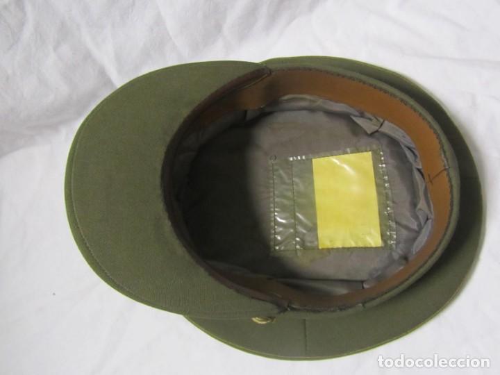 Militaria: Gorra de plato Capit&aacute;n Ej&eacute;rcito de Tierra - Foto 9