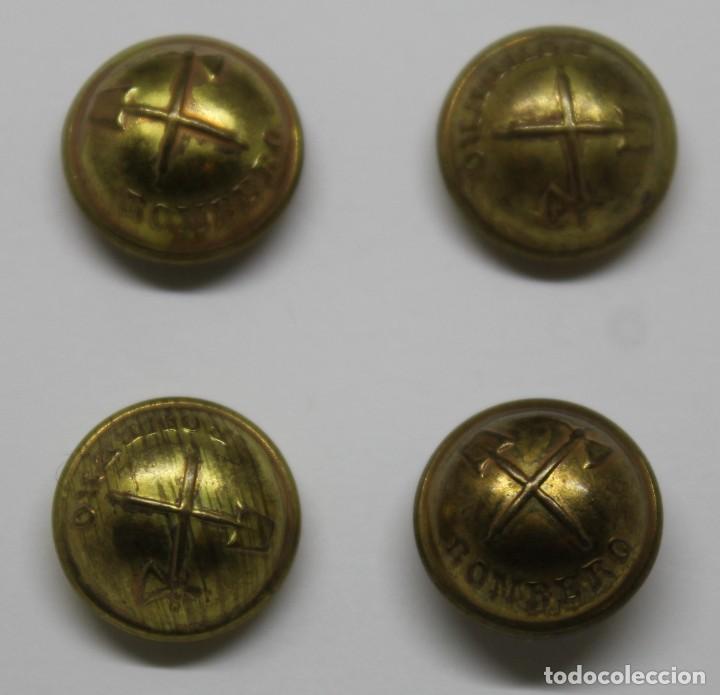 Militaria: 4 BOTONES BOMBERO ANTIGUOS - Foto 1