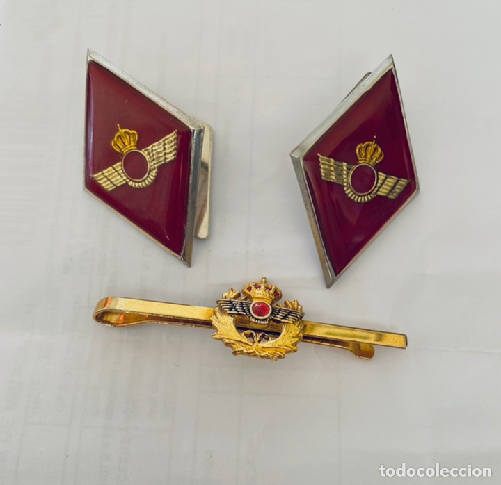 Militaria: Rombos y pasador de corbata del ej&eacute;rcito del aire. - Foto 1