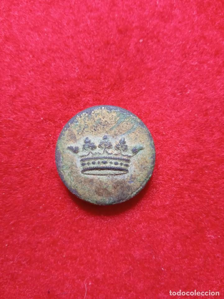 Militaria: Bot&oacute;n Corona - Foto 1