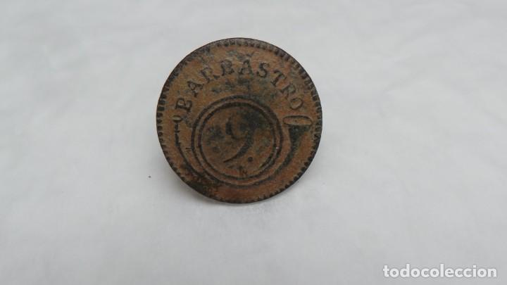 Militaria: Bot&oacute;n 9 ligero de Barbastro - Foto 1