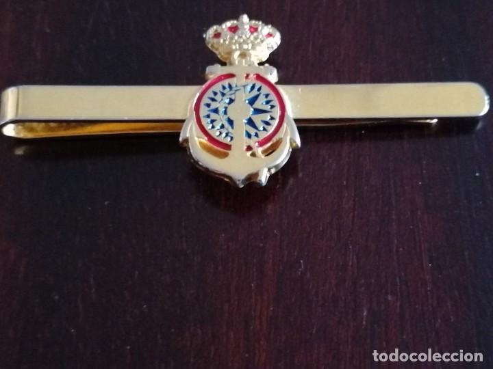 Militaria: PASADOR DE CORBATA ARMADA. - Foto 1