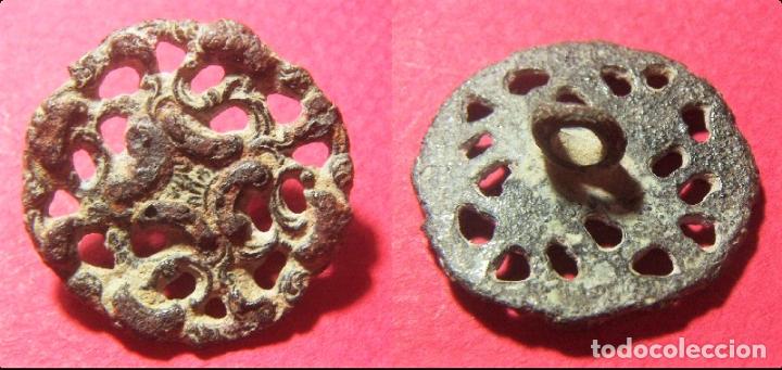 Militaria: RARO BOTON DE HIERRO A IDENTIFICAR - Foto 1