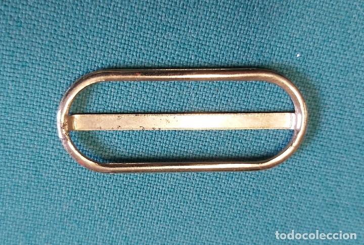 Militaria: Pieza de correaje - Foto 1