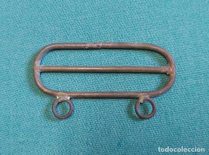 Militaria: Pieza de correaje - Foto 1