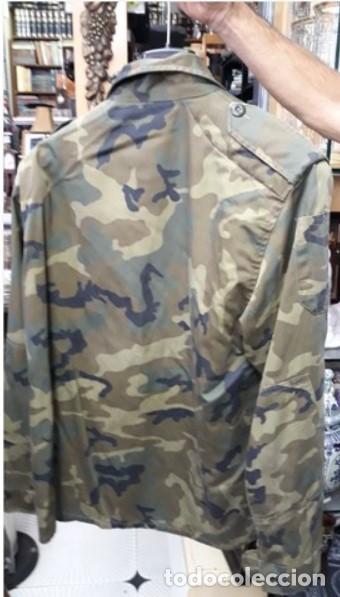 Militaria: CAMUFLAJE MILITAR. CAZADORA EJERCITO - Foto 2