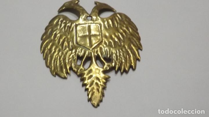 Militaria: Placa de Bronce Aguila Bicefala - Casco - Foto 2