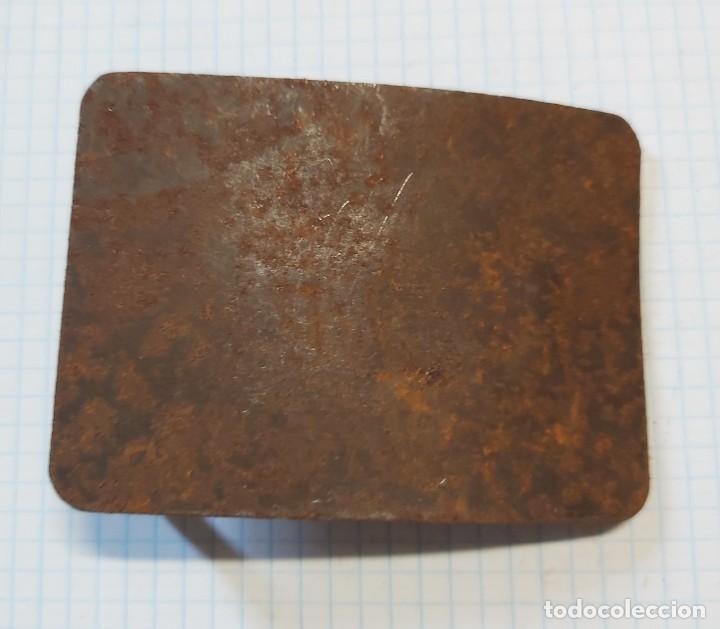 Militaria: Chapa / hebilla de cintur&oacute;n de miliciano - Foto 1