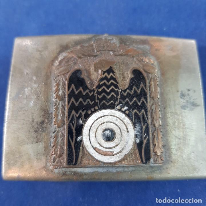 Militaria: Hebilla de la ESCUELA de TIRO - Foto 1