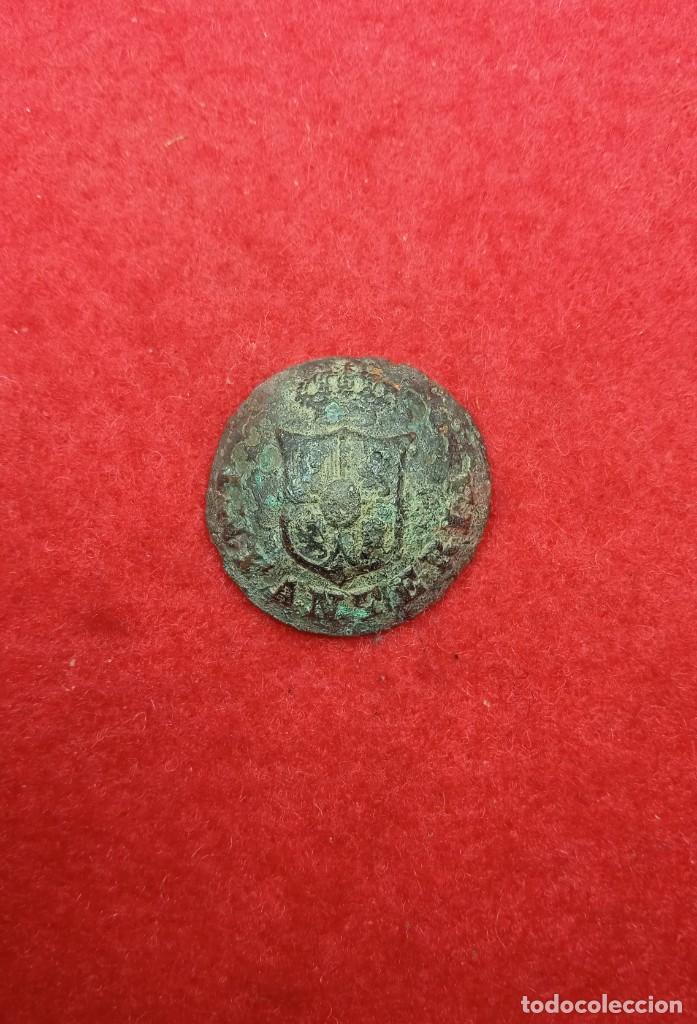 Militaria: Antiguo bot&oacute;n Infanter&iacute;a. - Foto 1