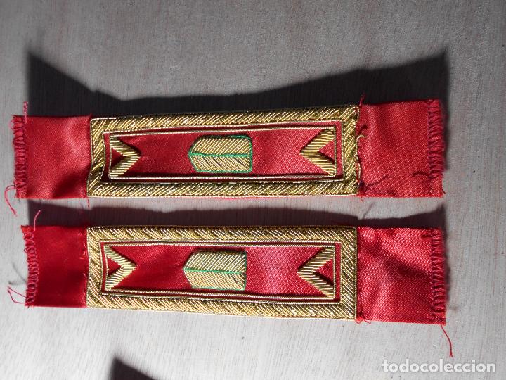 Militaria: HOMBRERAS DE GALA BRIGADA EJERCITO DEL AIRE - Foto 1