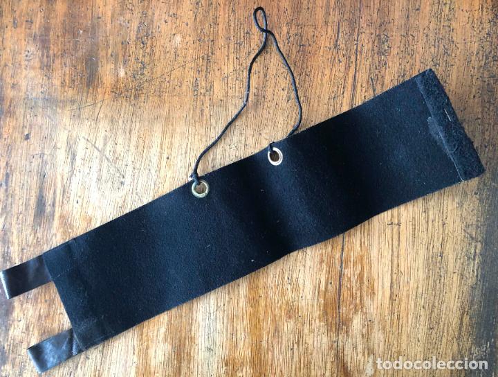 Militaria: BRAZALETE SERVICIO DE VIGILANCIA - Foto 2
