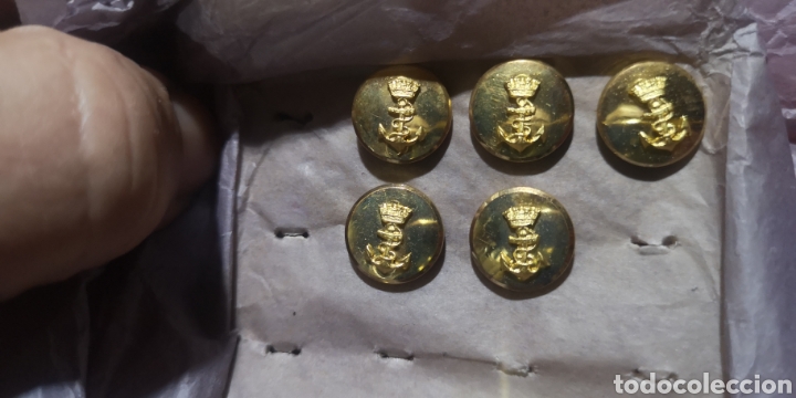Militaria: Cinco peque&ntilde;os botones de la Armada del ej&eacute;rcito &eacute;poca Franco - Foto 1