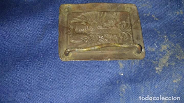 Militaria: hebilla antigua - Foto 2