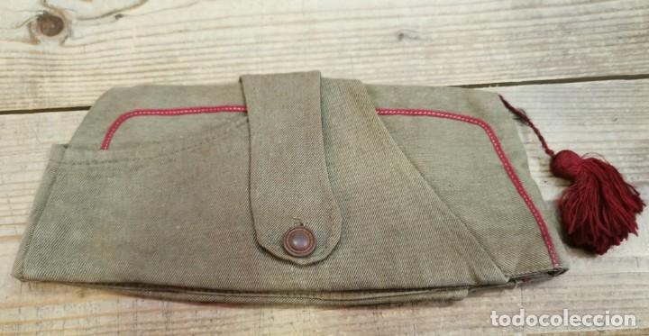 Militaria: GORRILLO CON OREJERAS Y BORLA - Foto 1