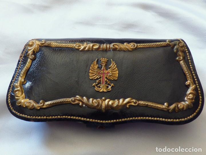 Militaria: CARTUCHERA O CARTUCHER&Iacute;N DE GALA DEL EJERCITO Y GUARDIA CIVIL. &Eacute;POCA FRANCO
