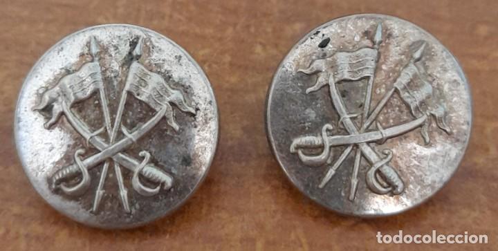 Militaria: LOTE DE 2 BOTONES MILITARES - Foto 1