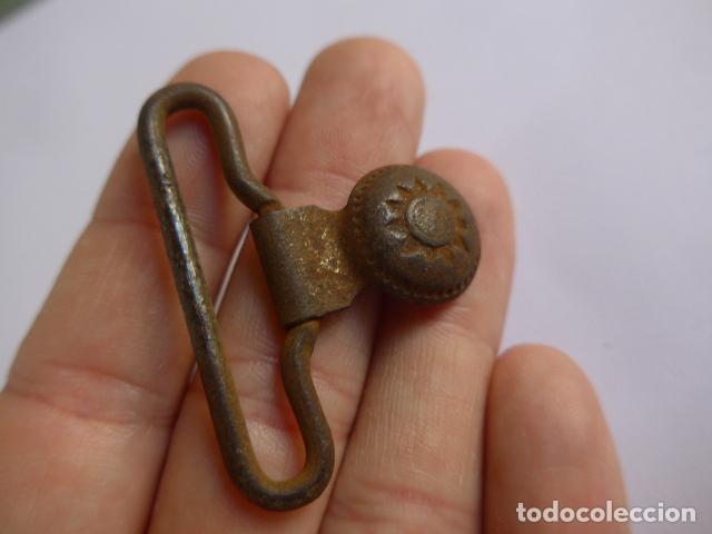 Militaria: Antigua hebilla a identificar - Foto 3