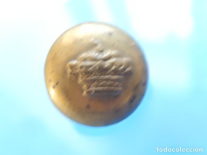 Militaria: Bot&oacute;n. Corona. A catalogar. - Foto 2