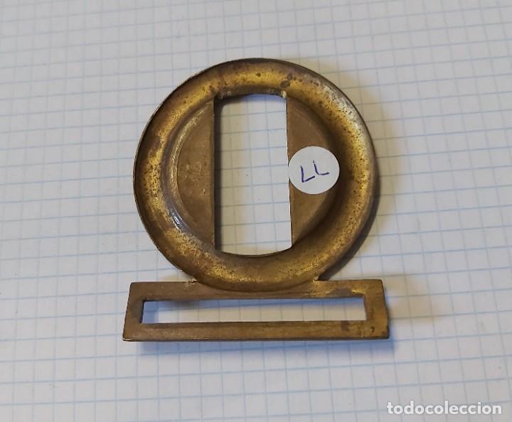 Militaria: Parte de hebilla militar - Foto 2