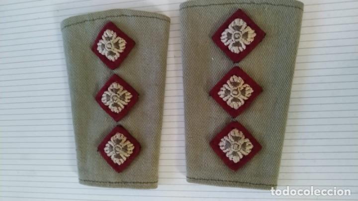 Militaria: HOMBRERAS - Foto 1