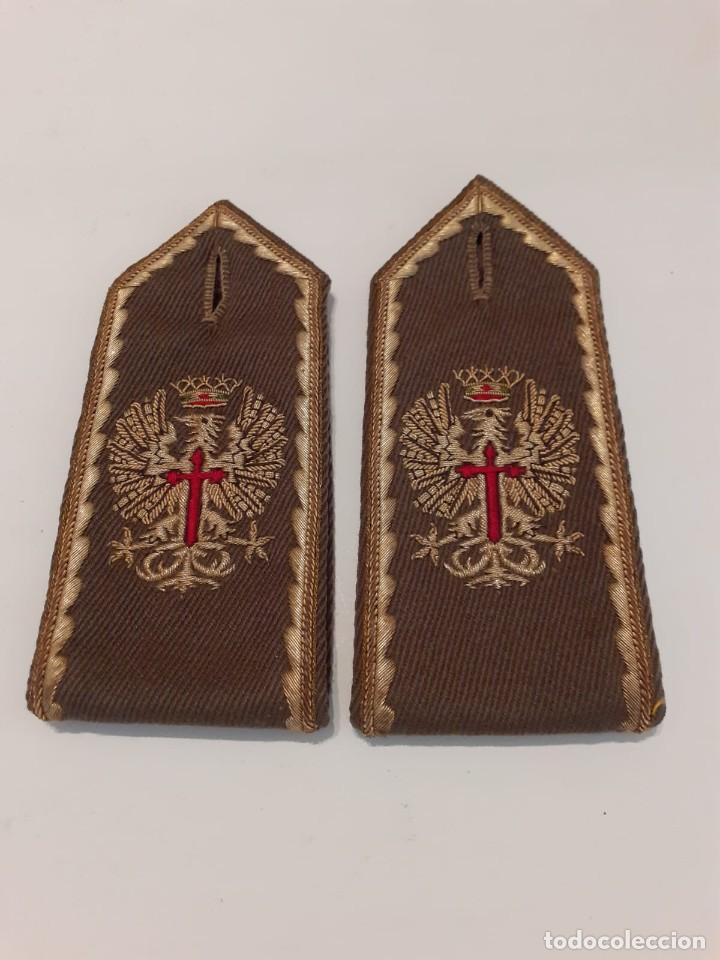 Militaria: HOMBRERAS - Foto 1