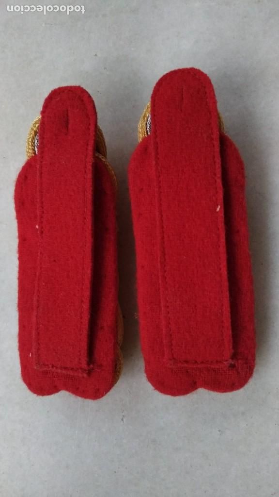 Militaria: HOMBRERAS - Foto 2