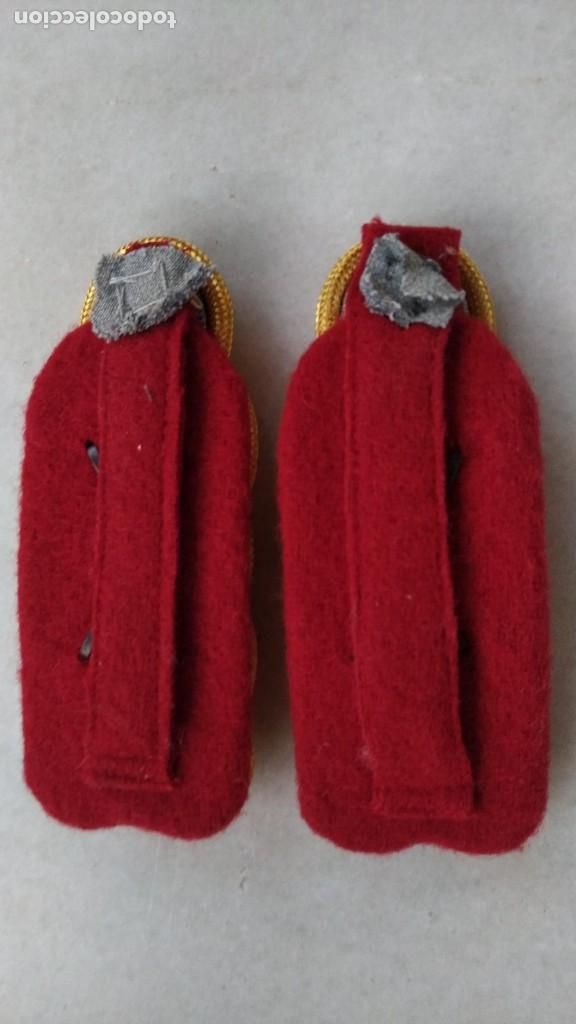 Militaria: HOMBRERAS - Foto 2